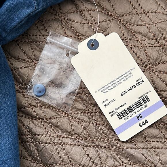 St. John's Bay | Chambray Top NWT Size SP - Picture 8 of 12